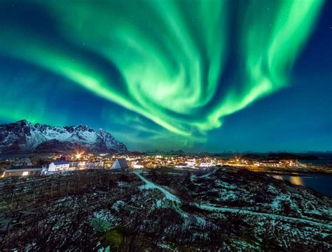 Tromso Norway Northern Lights October | Shelly Lighting