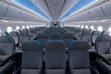 An Inside Look at the Third 787 Dreamliner’s New Interior : AirlineReporter