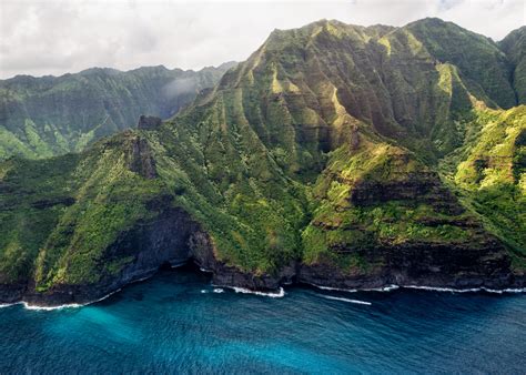 3 Fun Facts About the Na Pali Coast - Jack Harter Helicopters - Lihue ...