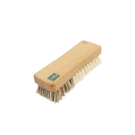 Wooden Vegetable Brush - Plant Based Bristles | Green Pioneer