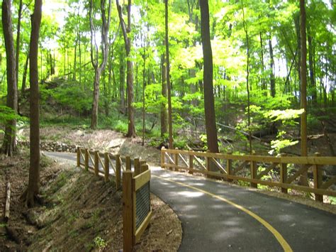 Kalamazoo River Valley Trail | Michigan