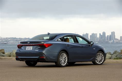 A Week With: 2020 Toyota Avalon Limited Hybrid - The Detroit Bureau