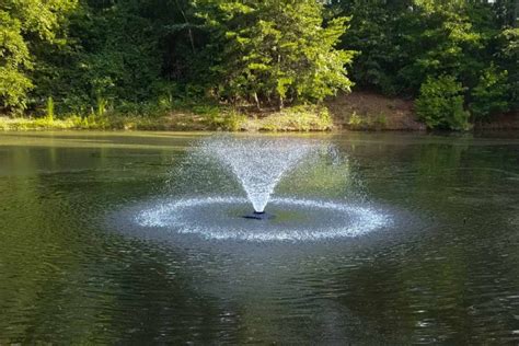 Small Pond Floating Aerator | 1/3 HP Scott Aerator DA-20 | Fountains 2 Go