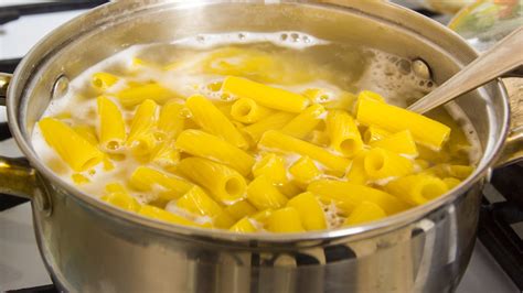 I'm a chef - here's the most common mistake when cooking pasta and how ...