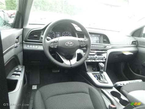 Black Interior 2020 Hyundai Elantra Value Edition Photo #133939036 ...