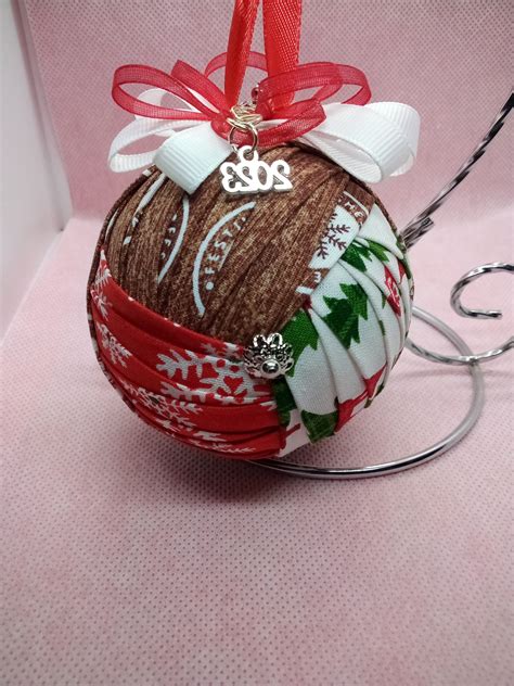 Trinity Knot – Christmas – Joey's Creations