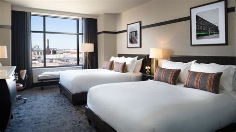 Milwaukee Downtown Hotels | Kimpton Journeyman Hotel