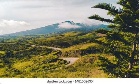 View Mt Kalatungan Talakag Bukidnon Stock Photo 1481502635 | Shutterstock