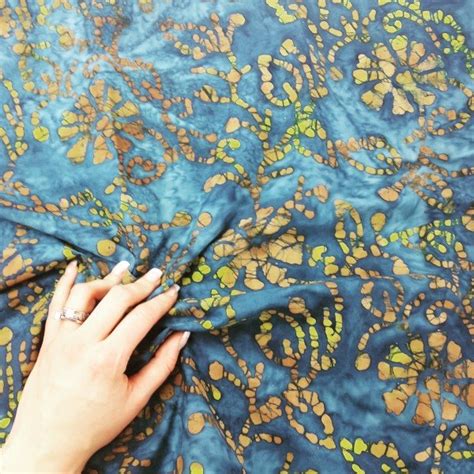 Beginner’s Batik Fabric Guide – The Sewing Directory