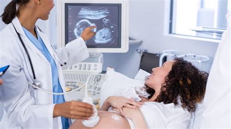 Ultrasound Technician Asks Pregnant Woman If She’d Like To Know Baby’s Name