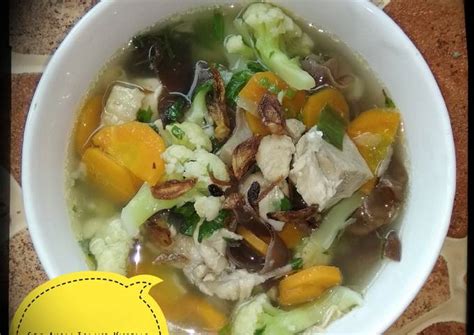 Resep Sop Ayam Jamur Kuping oleh Bunda TitanQue - Cookpad