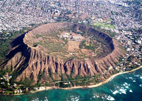 Travel Trip Journey : Diamond Head Crater, Hawaii