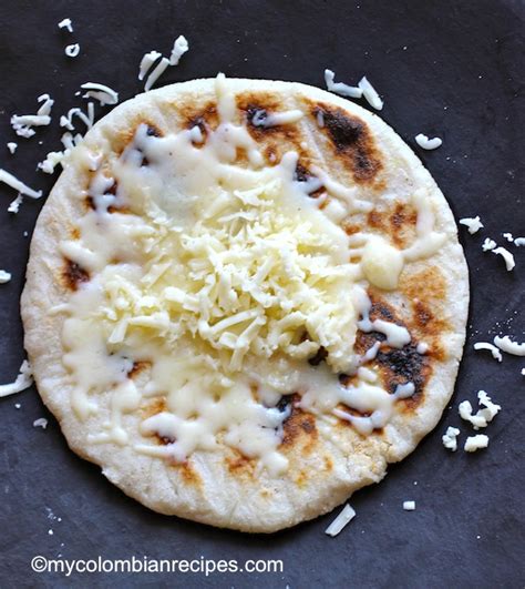 Arepas de Queso (Cheese Arepas) - My Colombian Recipes