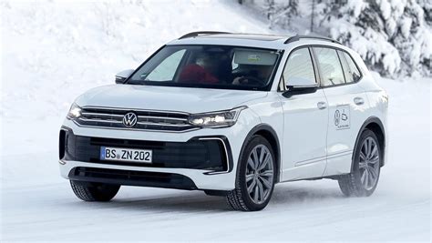 New 2023 Volkswagen Tiguan to get range of hybrid powertrains | Auto ...