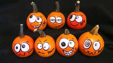 30+ Halloween Pumpkin Painting Designs – DECOOMO