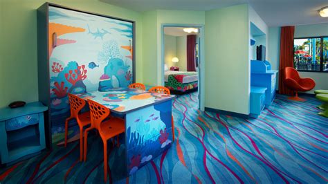 Finding Nemo Family Suite