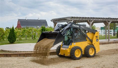 John Deere adds four new skid steer models to G-Series