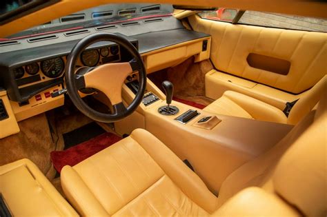 Barely Driven 1989 Lamborghini Countach Is Time Capsule of a Style Icon ...