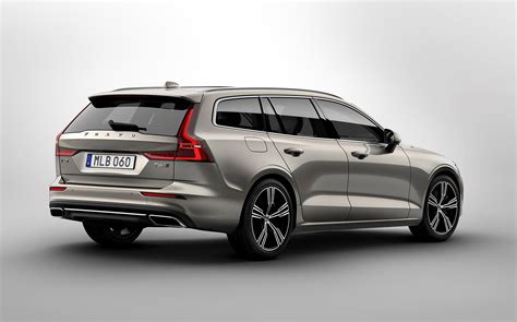 Volvo to kill off saloon cars and estates, sell only SUVs in UK