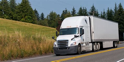 5 Tips for Hiring a Regional Truck Driver - Drive My Way