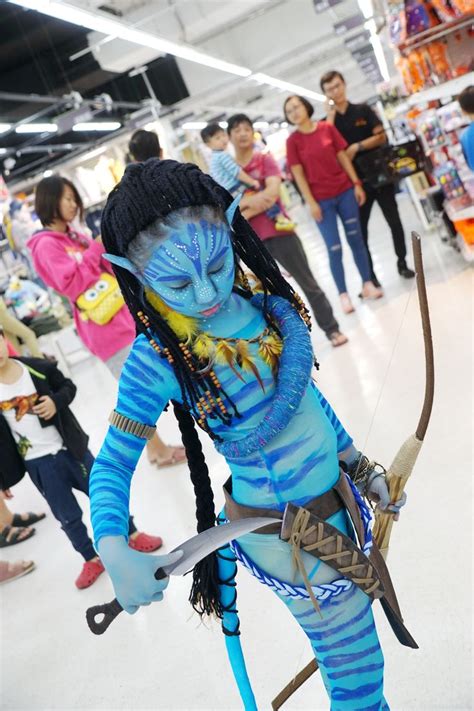 This girl as Neytiri from Avatar | Avatar halloween costume, Avatar ...