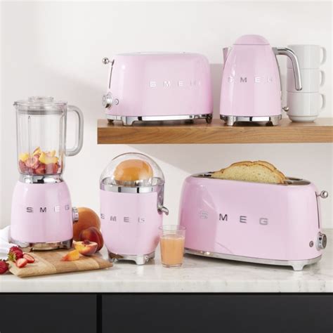 smeg blush pink set - Google Search Pink Kitchen Appliances, Smeg ...