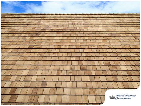 5 Things You Need to Know About Wood Roofing - Royal Roofing Construction