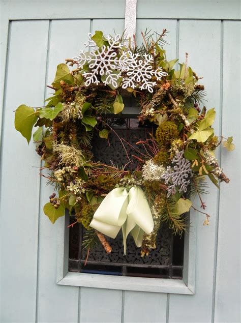 Niki Fretwell: Yuletide Wreaths