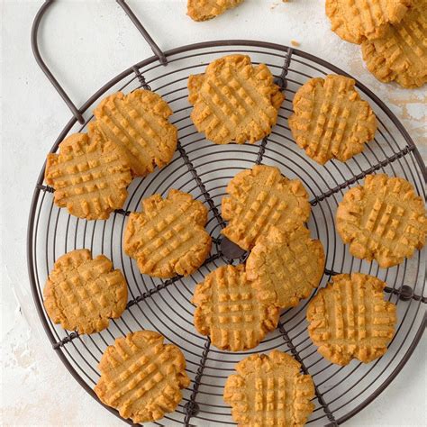 Flourless Peanut Butter Cookies Recipe | Taste of Home