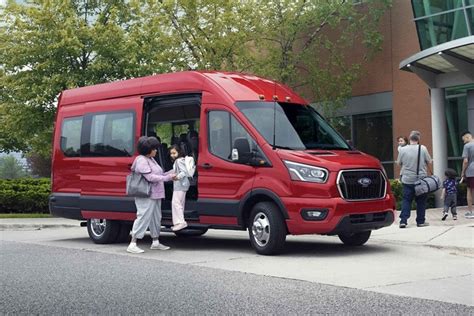 2022 Ford Transit 15 Passenger