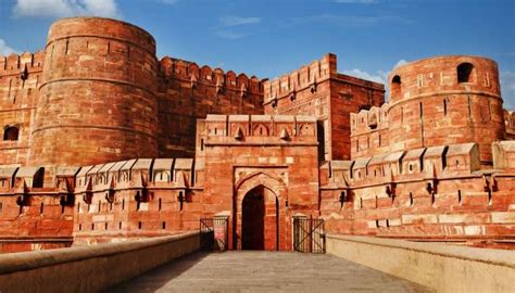 Explore Agra Fort And Learn The Historical Essence Of India In 2023