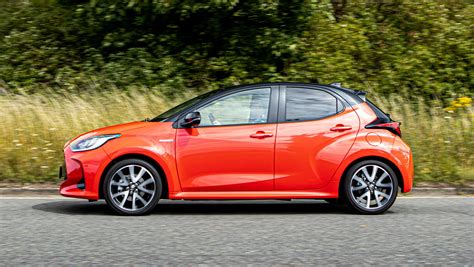 2021 Toyota Yaris Hybrid review - Automotive Daily