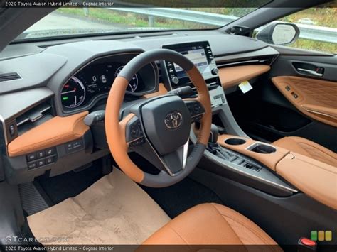 Cognac Interior Photo for the 2020 Toyota Avalon Hybrid Limited ...