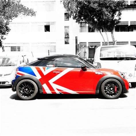 Union Jack ....I LOATHE Minis but I would totally drive this... | Union ...