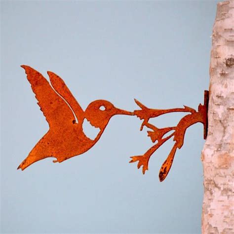 Metal Hummingbird Garden Art | Hand-crafted Bird Lovers Gift