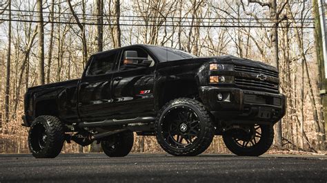 Custom Lifted Chevy Silverado