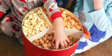 Holiday popcorn tins for eating and gifting - Reviewed