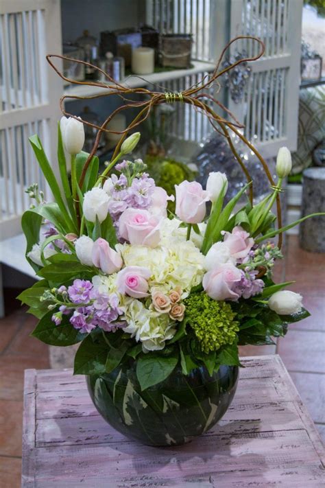 20+ Spring Flower Arrangement Ideas – HomeDecorish