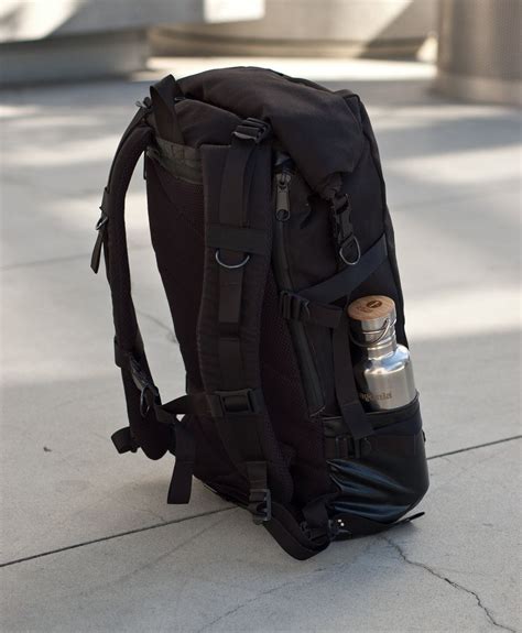 Best Waterproof Commuter Backpack Uk | IUCN Water