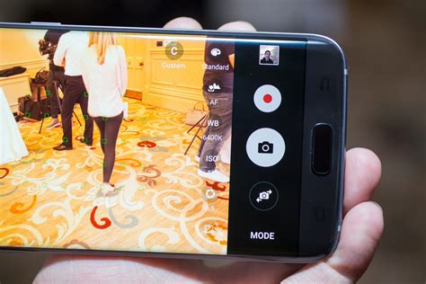 Up close with the Samsung Galaxy S7 Edge's camera (pictures) - CNET