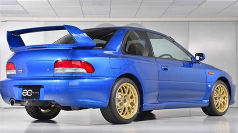 271-miles 1998 Subaru Impreza 22B STi Is the Stuff of JDM Dreams ...