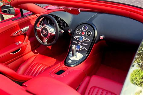 Red on red on red | Bugatti veyron, Veyron, Bugatti