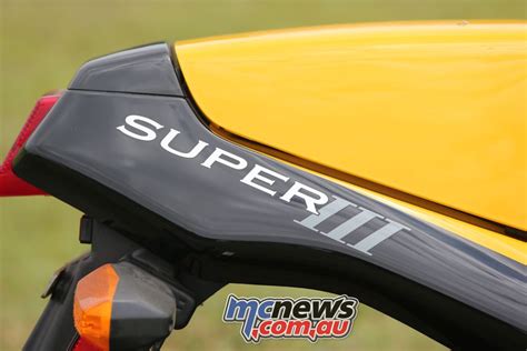 Triumph Daytona Super III & Triumph Hinckley rebirth | MCNews