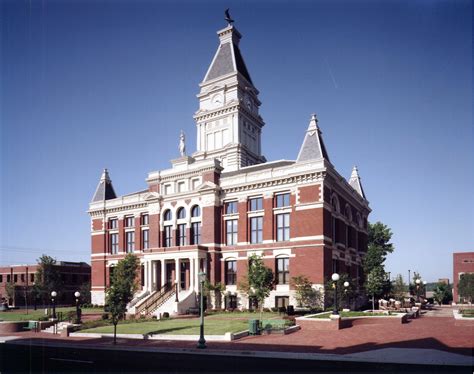 Clarksville Montgomery County Courthouse