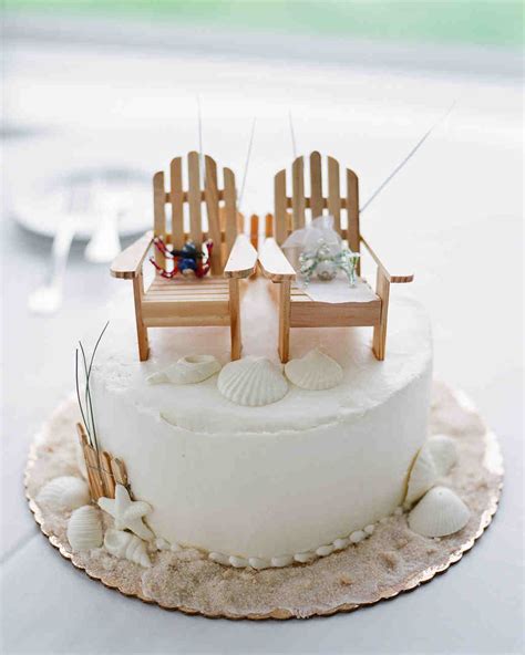 25 Amazing Beach Wedding Cakes | Martha Stewart Weddings