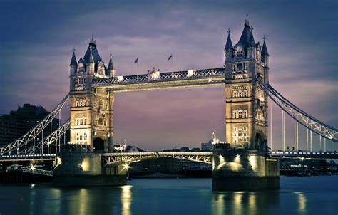 Top 10 Tourist Attractions in London | ATravelBook | London tourist ...