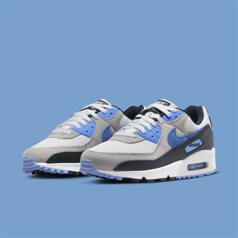 A Trendy Nike Air Max 90 "UNC" Drops in 2023 | Grailify