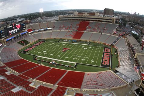 College football’s 50 biggest stadiums (capacity)