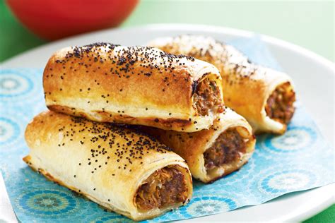 Mini sausage rolls | Recipe | Sausage rolls, Food, Recipes