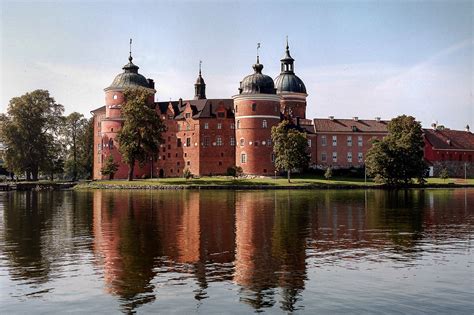 12 Magnificent Castles You Definitely Have to Visit In Sweden - Hand ...